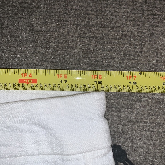 Jen7 Bermuda Shorts - Picture 7 of 11